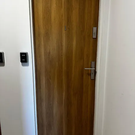 Cozy Bay - 15 Minutes Drive From The Old Town شقة