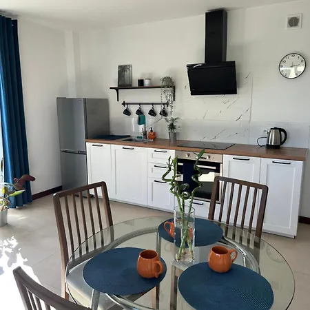 Cozy Bay - 15 Minutes Drive From The Old Town *