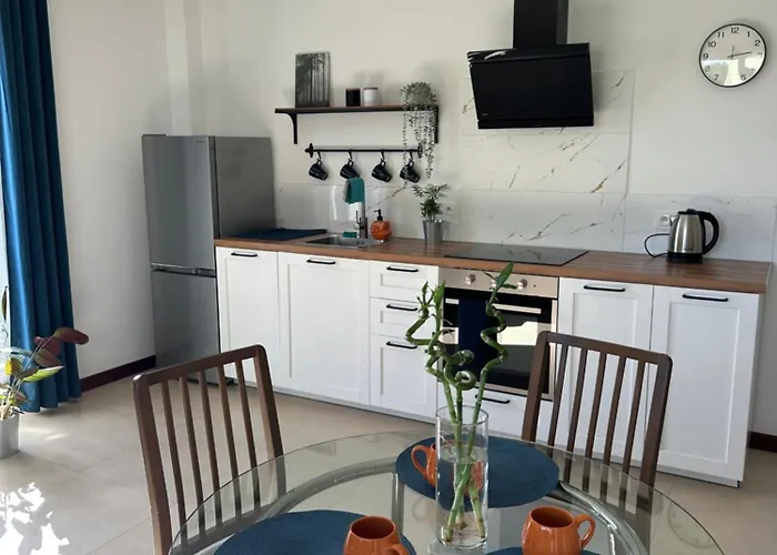 Cozy Bay - 15 Minutes Drive From The Old Town *