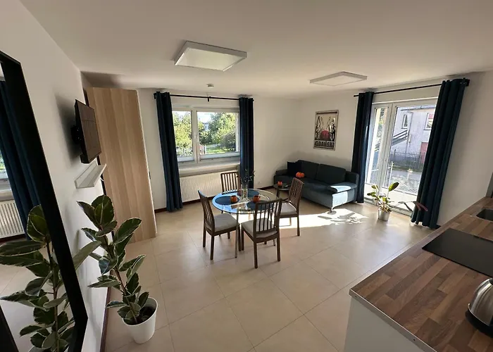 شقة Cozy Bay - 15 Minutes Drive From The Old Town *